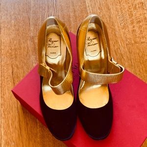 Roger Vivier pumps!